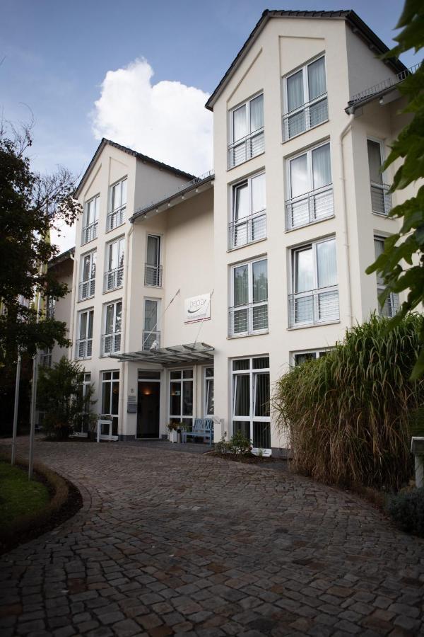 Pepb Schulungshotel Sarstedt Exterior foto